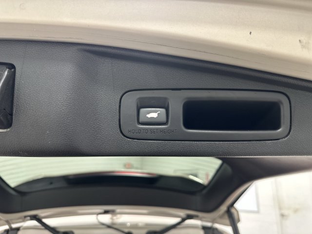 Used 2018 Honda CR-V EX-L image 17
