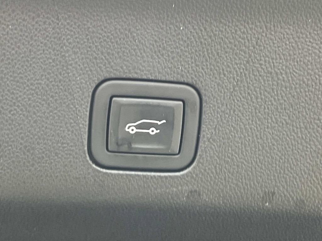 Certified 2024 Cadillac Escalade V image 13