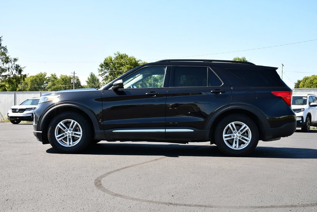Used 2022 Ford Explorer XLT w/ Equipment Group 202A RWD image 4