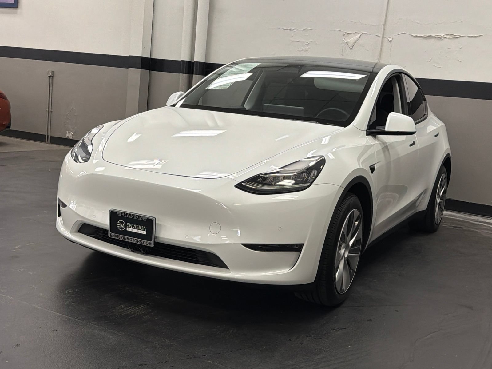 Used 2020 Tesla Model Y Long Range AWD/4WD image 6