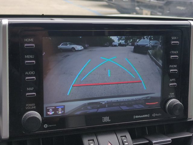 Used 2019 Toyota RAV4 Limited FWD image 20