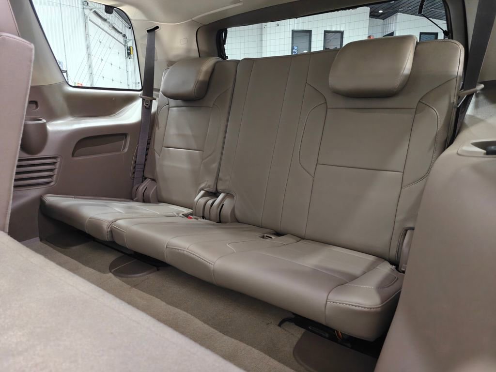 Used 2018 Chevrolet Tahoe LT w/ LT Signature Package AWD/4WD image 34