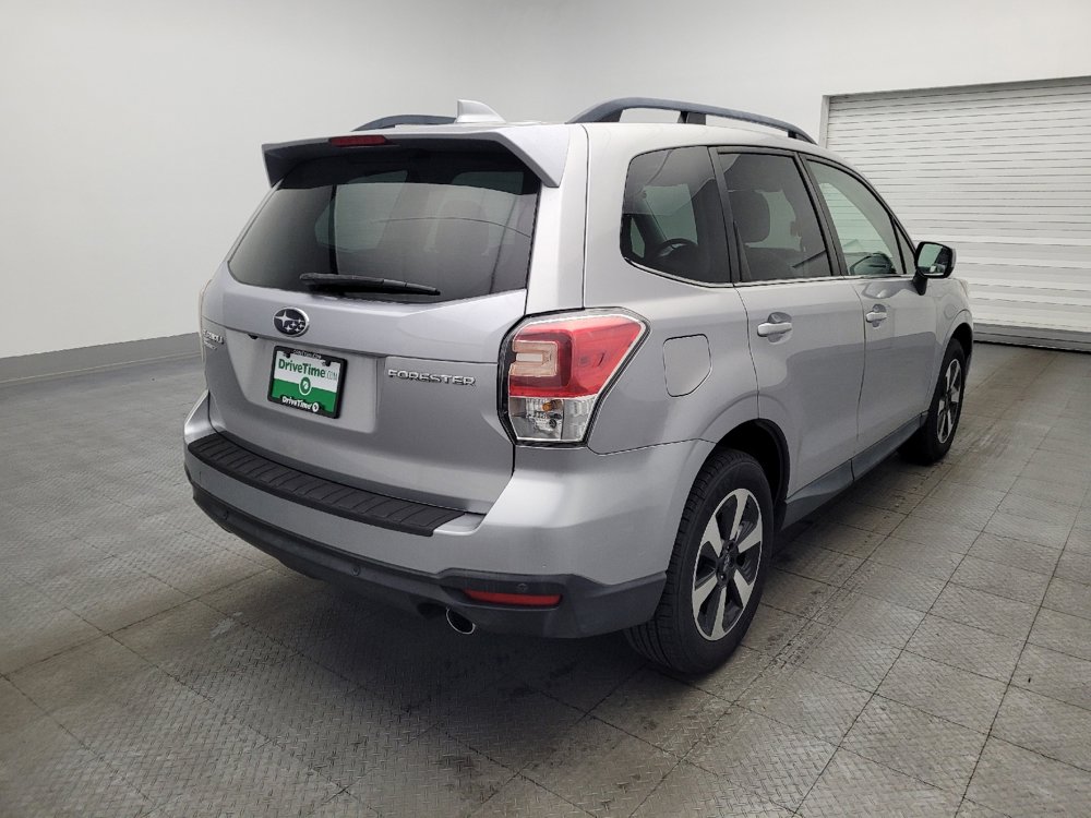 Used 2018 Subaru Forester 2.5i Limited image 9