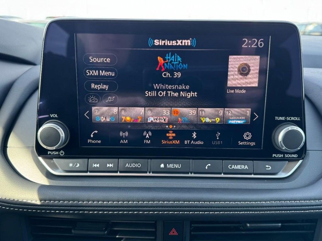 Used 2025 Nissan Rogue S image 19