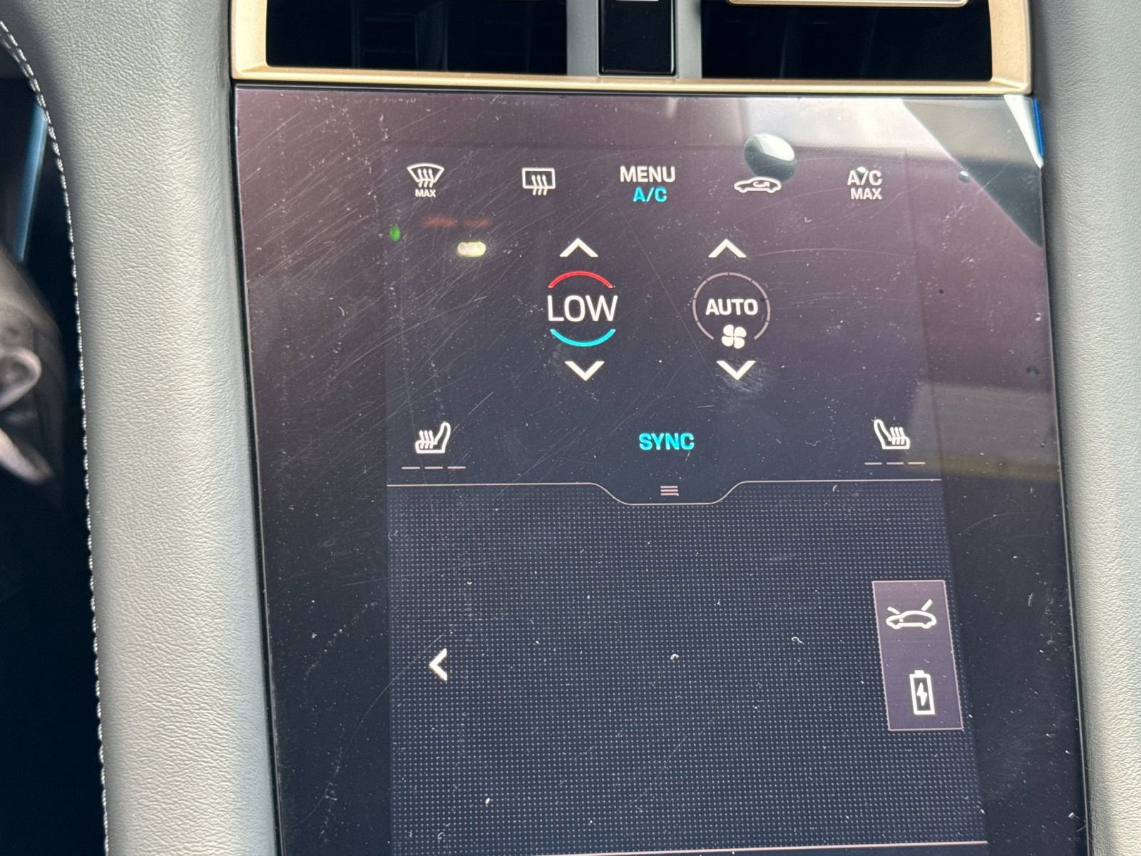 New 2026 Porsche Taycan GTS image 23