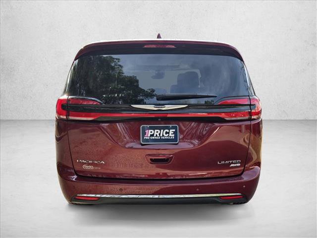 Used 2021 Chrysler Pacifica Limited AWD/4WD image 6