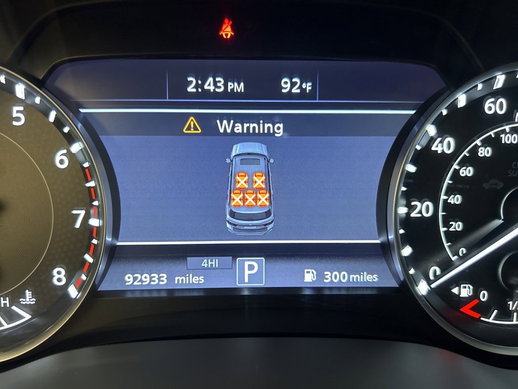 Used 2022 Nissan Armada SL w/ Captain's Chairs Package image 19