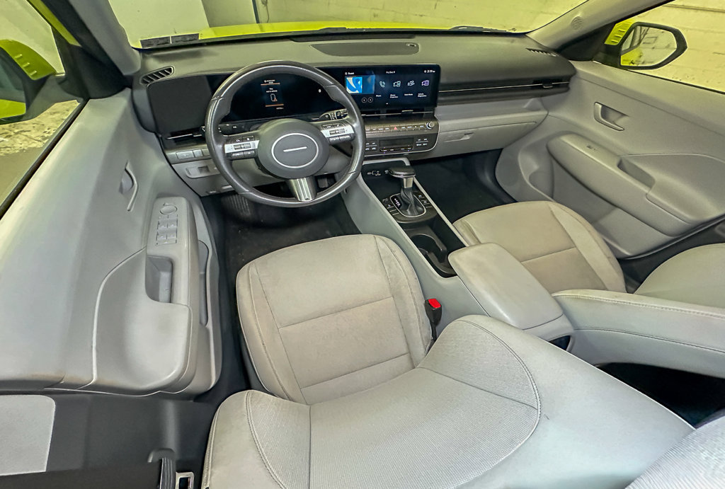 Used 2025 Hyundai Kona SEL AWD/4WD image 13
