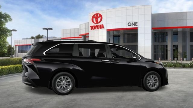 New 2026 Toyota Sienna XLE FWD image 14