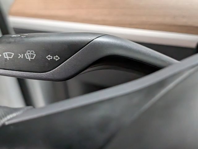 Used 2023 Tesla Model Y Long Range AWD/4WD image 19