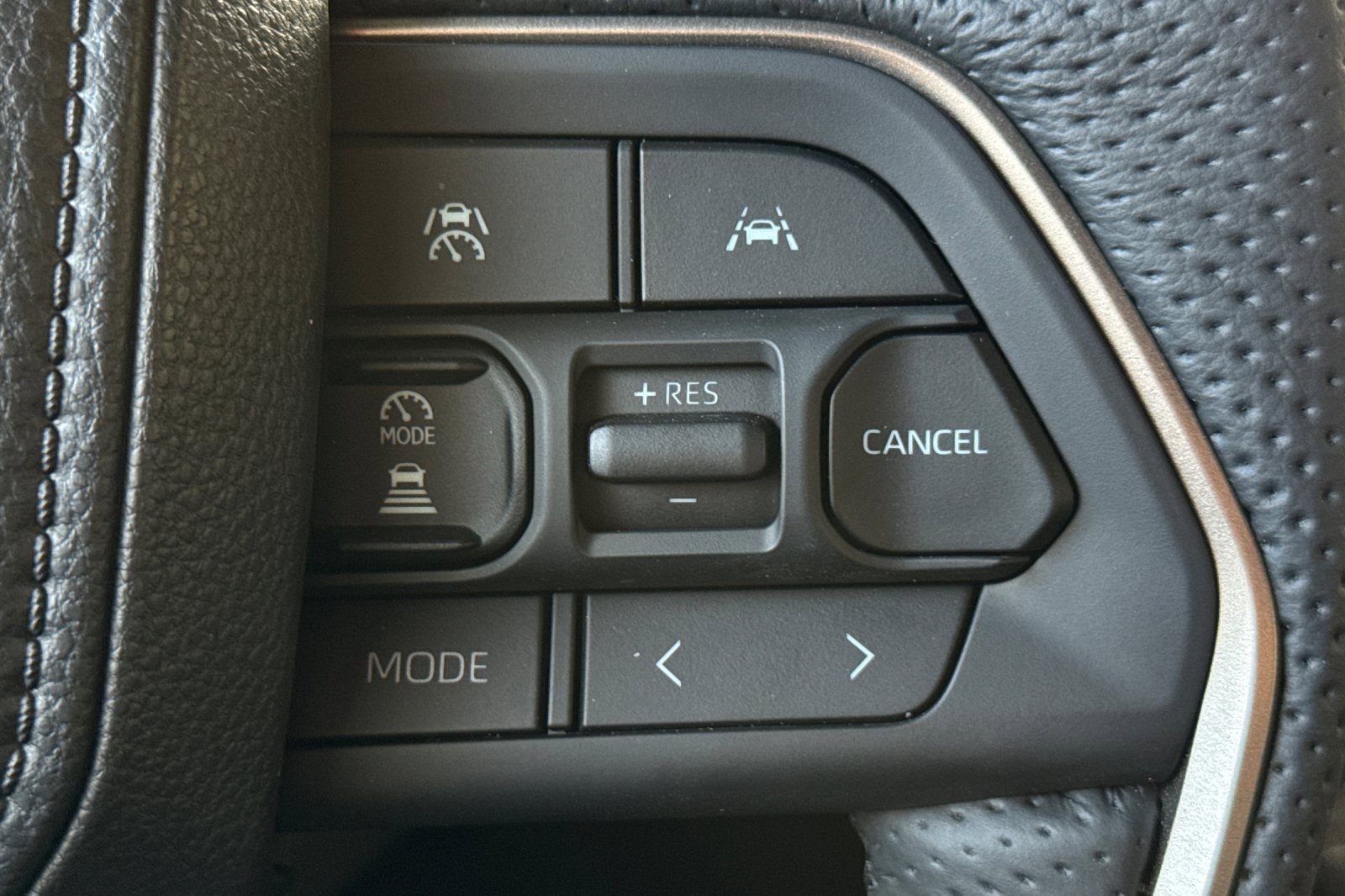 Certified 2025 Toyota Tacoma Trailhunter image 30