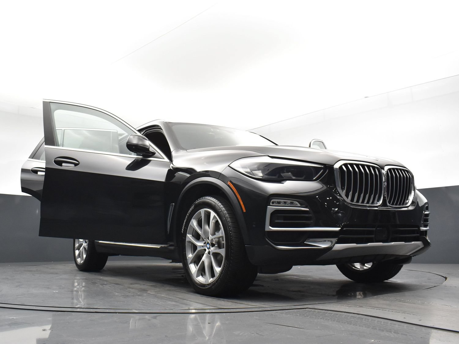 Used 2021 BMW X5 xDrive40i w/ Premium Package AWD/4WD image 30