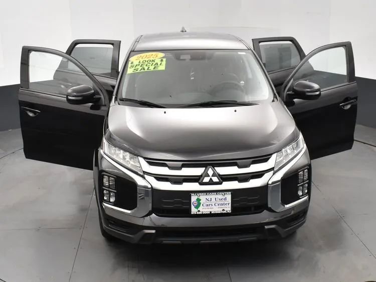 Used 2025 Mitsubishi Outlander Sport ES AWD/4WD image 10