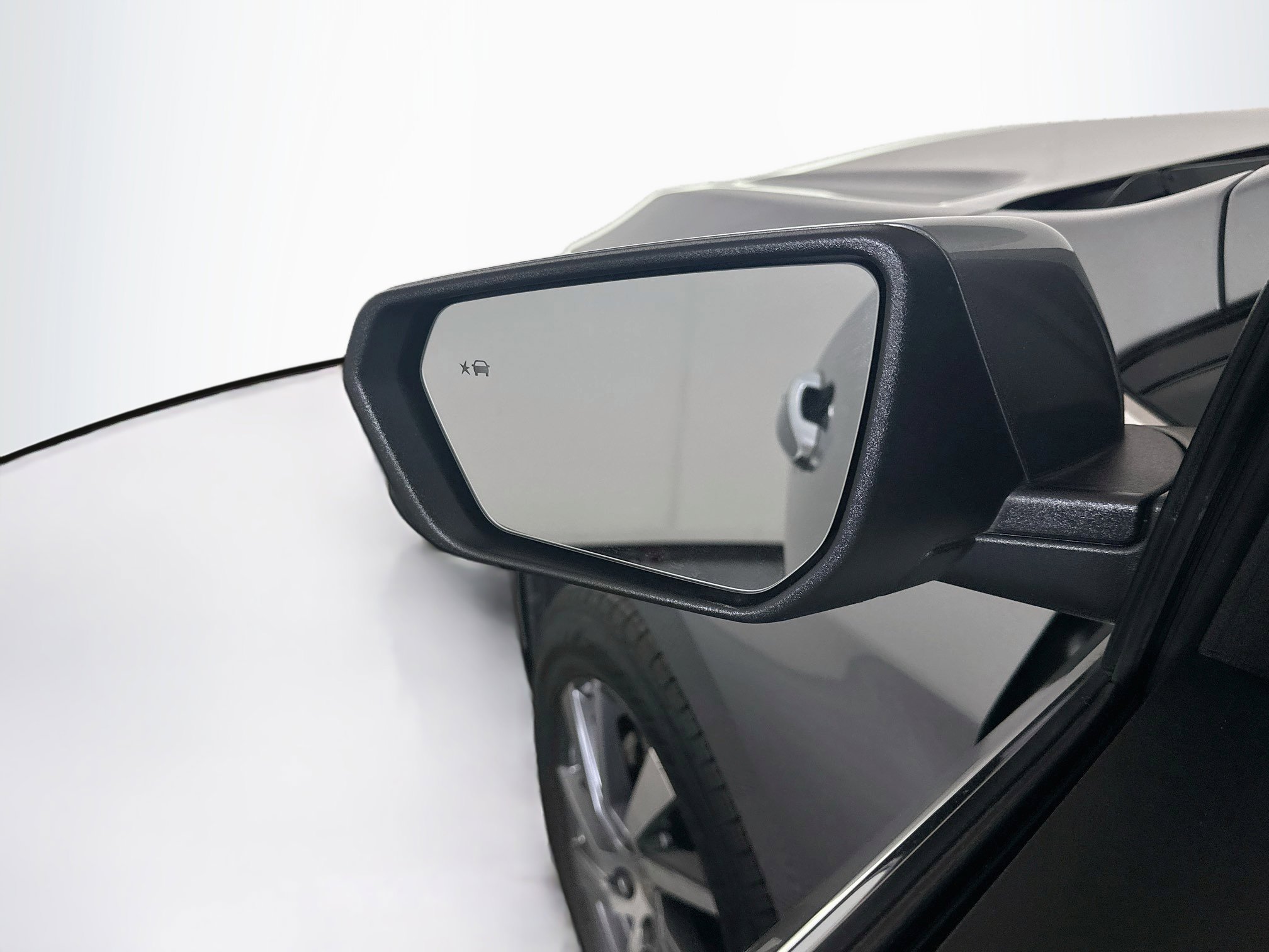 Used 2024 Chevrolet Equinox Premier FWD image 16