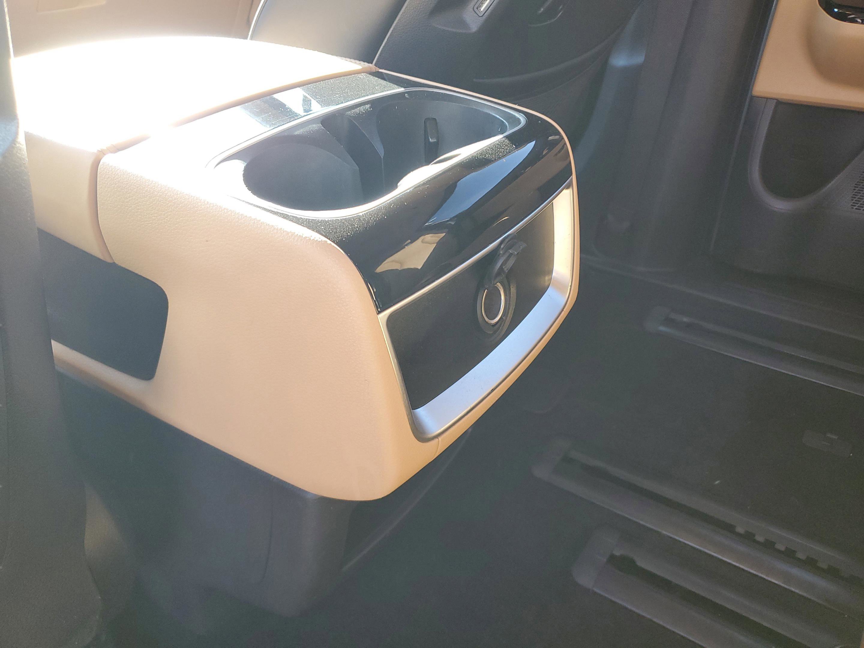 Certified 2023 Kia Carnival EX image 16