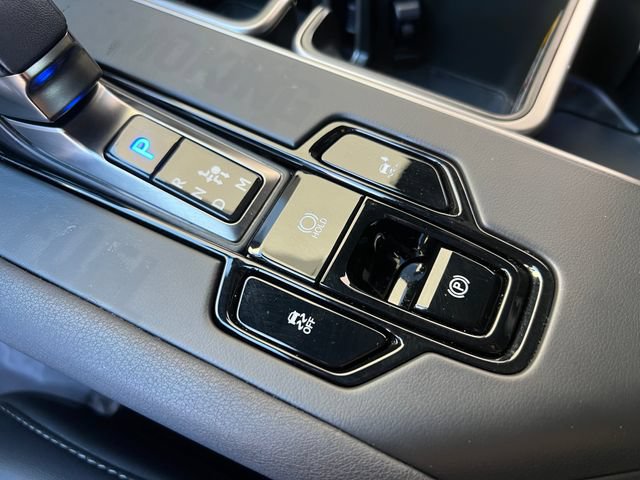 Used 2026 Lexus TX 500h AWD w/ Technology Package image 36