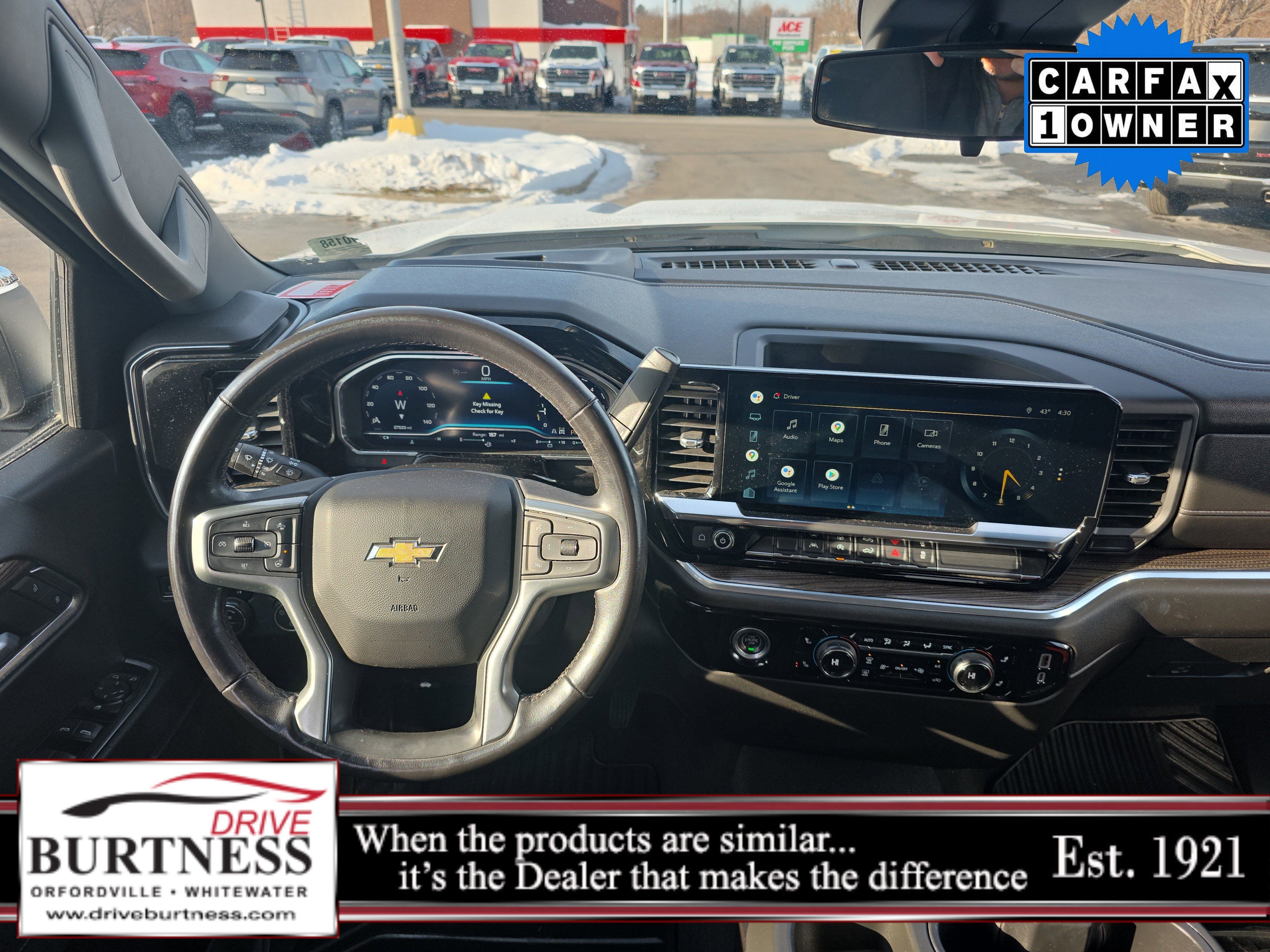 Used 2022 Chevrolet Silverado 1500 LT image 2