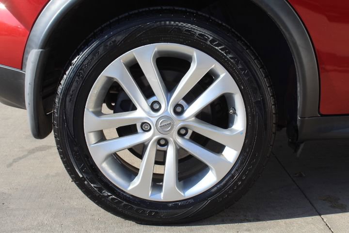 Used 2012 Nissan Juke SL image 11