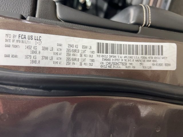 Used 2017 Jeep Grand Cherokee Limited AWD/4WD image 34