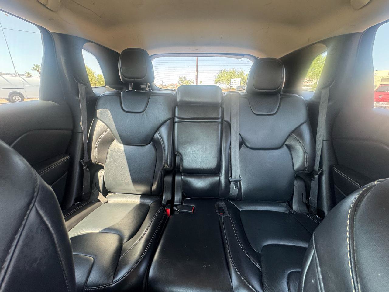 Used 2016 Jeep Cherokee Limited FWD image 31