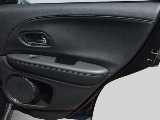 Used 2017 Honda HR-V EX-L image 17