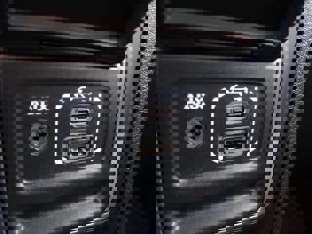 Used 2024 Jeep Gladiator Sport image 30