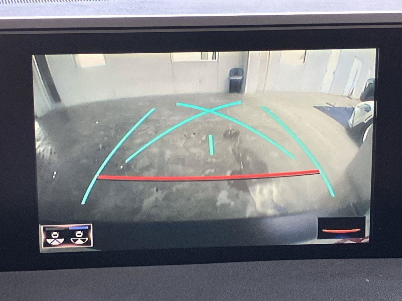 Used 2020 Lexus UX 200 w/ Accessory Package FWD image 12