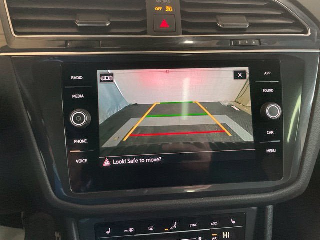 Certified 2023 Volkswagen Tiguan SE R-Line FWD image 20