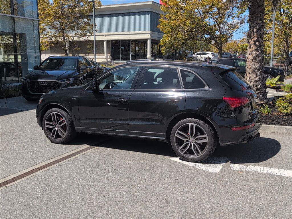 Used 2017 Audi SQ5 Premium Plus w/ Technology Package AWD/4WD image 9