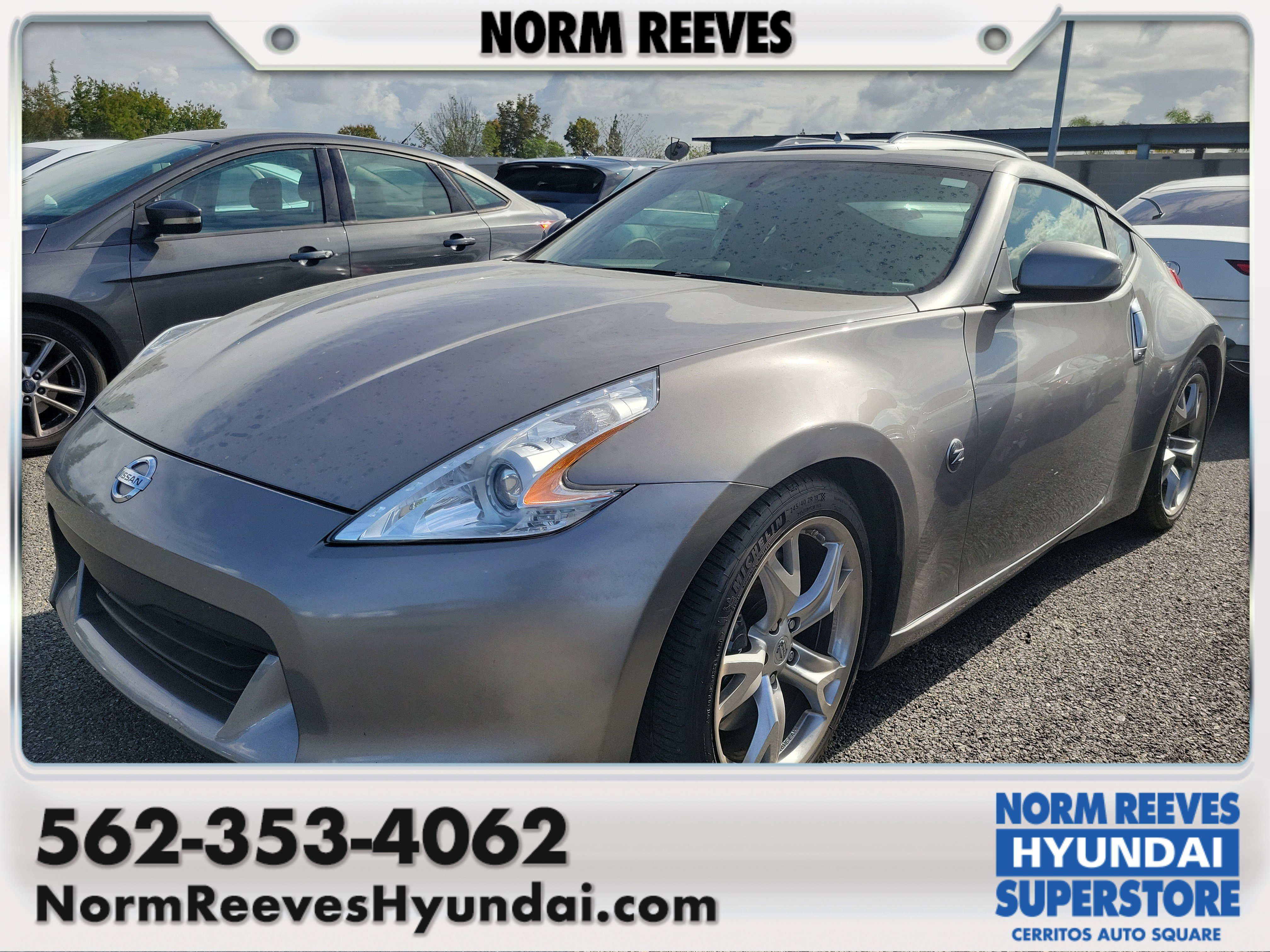 Used 2009 Nissan 370Z Touring w/ Sport Pkg RWD image 1