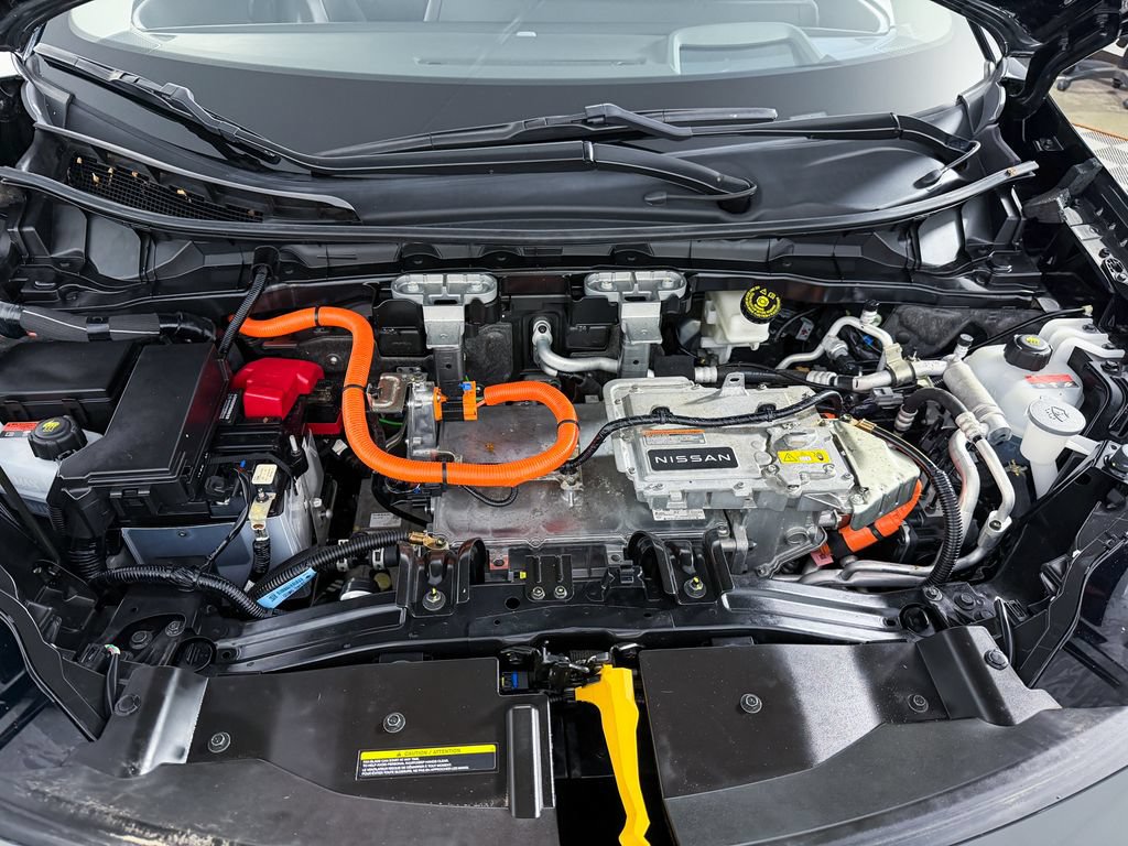 Certified 2023 Nissan Ariya AWD image 44