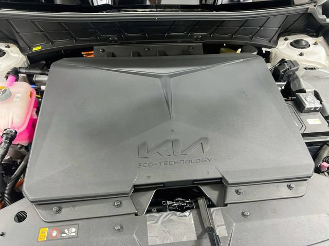 New 2026 Kia Niro Wind FWD image 34