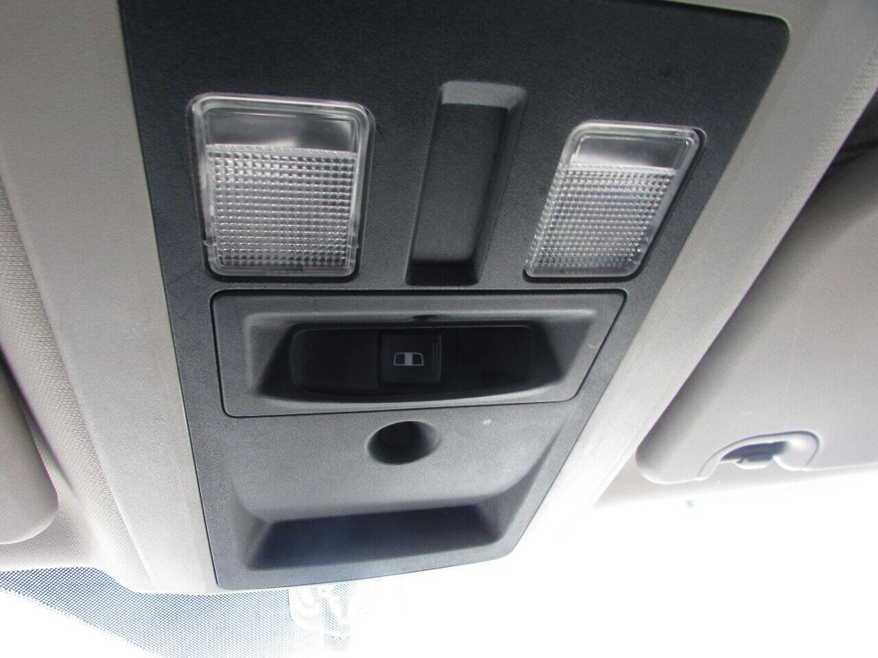Used 2011 RAM 1500 Classic SLT image 37