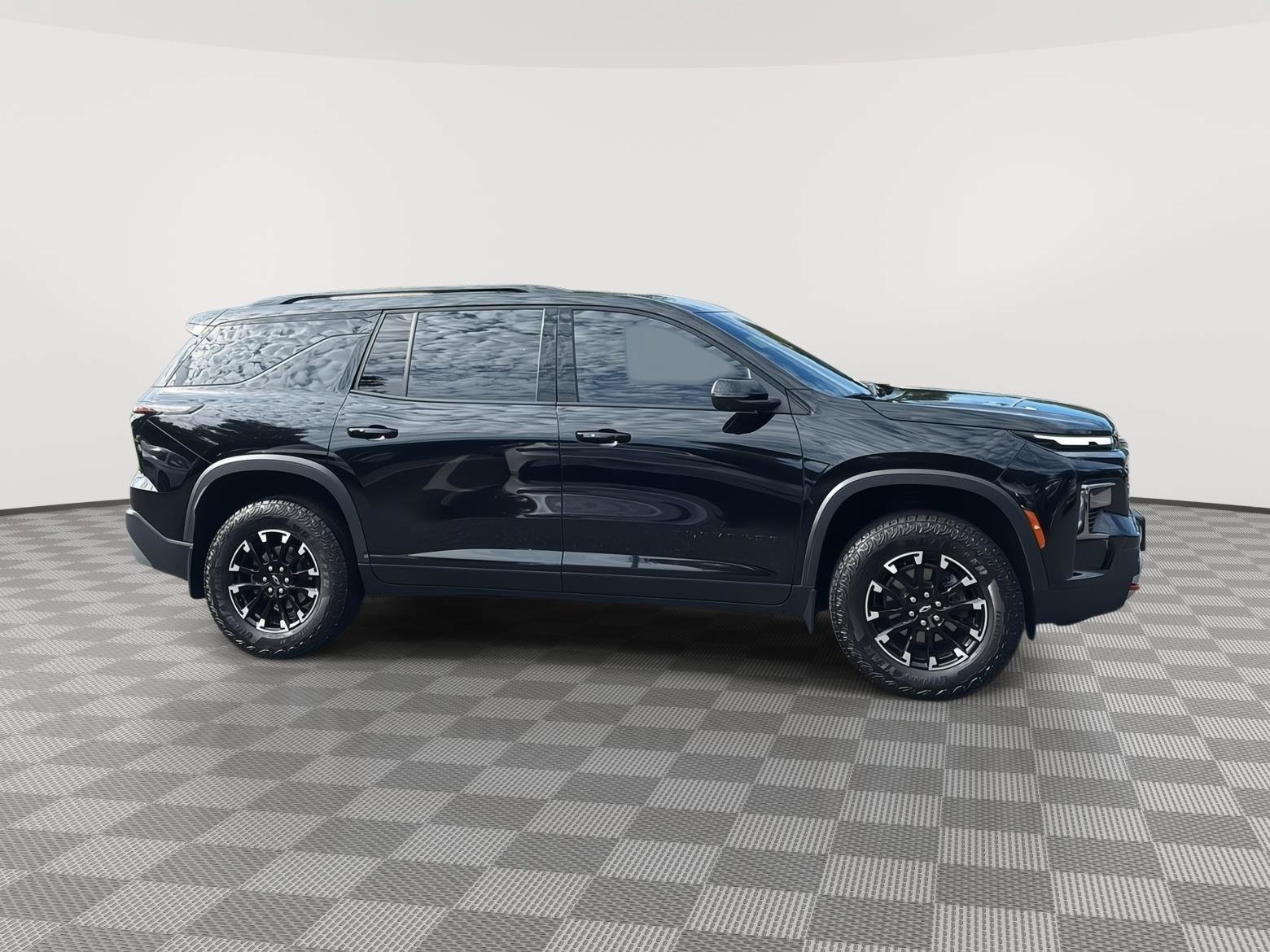 Used 2024 Chevrolet Traverse Z71 AWD/4WD image 5
