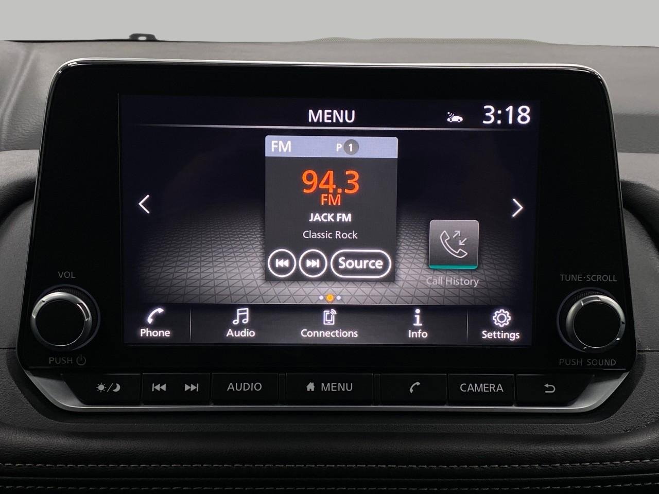 Used 2025 Nissan Rogue SV image 22