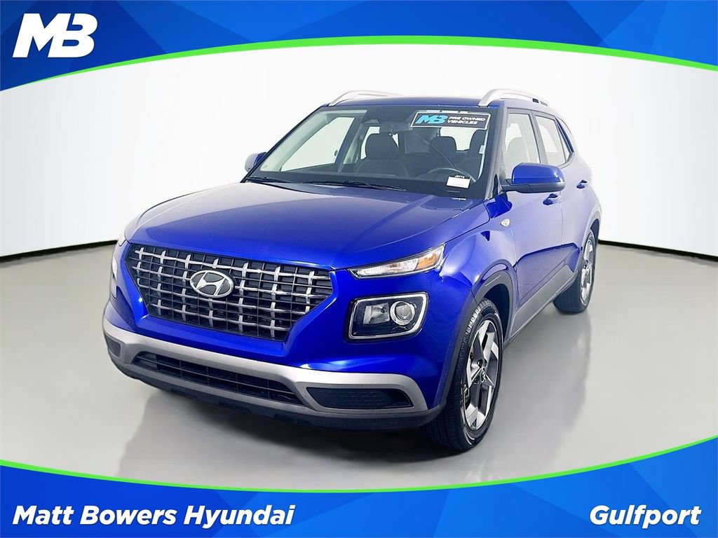 Certified 2025 Hyundai Venue SEL FWD image 1