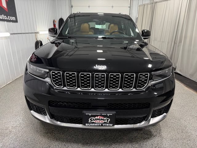 Used 2022 Jeep Grand Cherokee L Summit AWD/4WD image 2