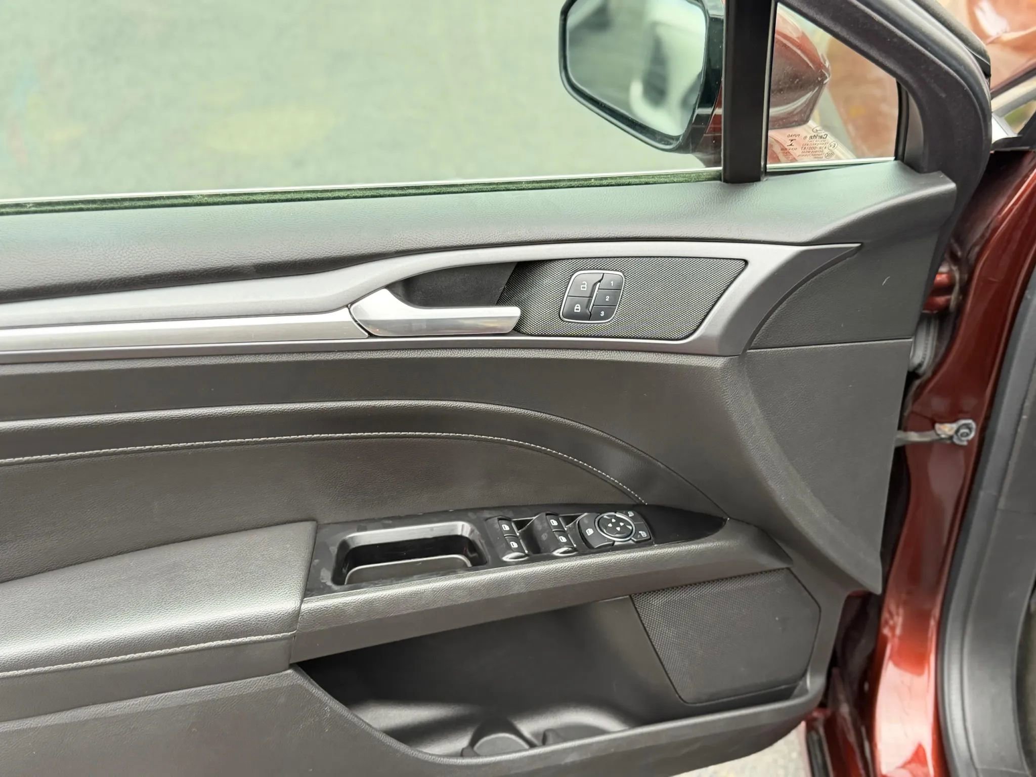 Used 2016 Ford Fusion Energi Titanium w/ Driver Assist Package image 24