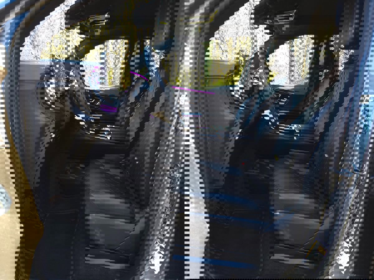 Used 2023 Mercedes-Benz EQE 500 4MATIC SUV image 11