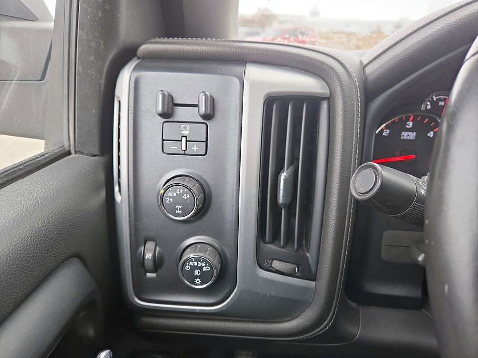 Used 2014 GMC Sierra 1500 SLE w/ SLE Value Package image 14