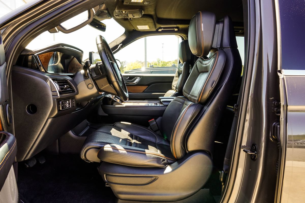 Used 2023 Lincoln Navigator L Black Label AWD/4WD image 38