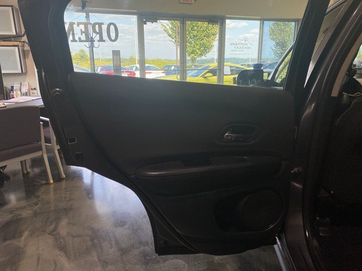 Used 2016 Honda HR-V LX image 13