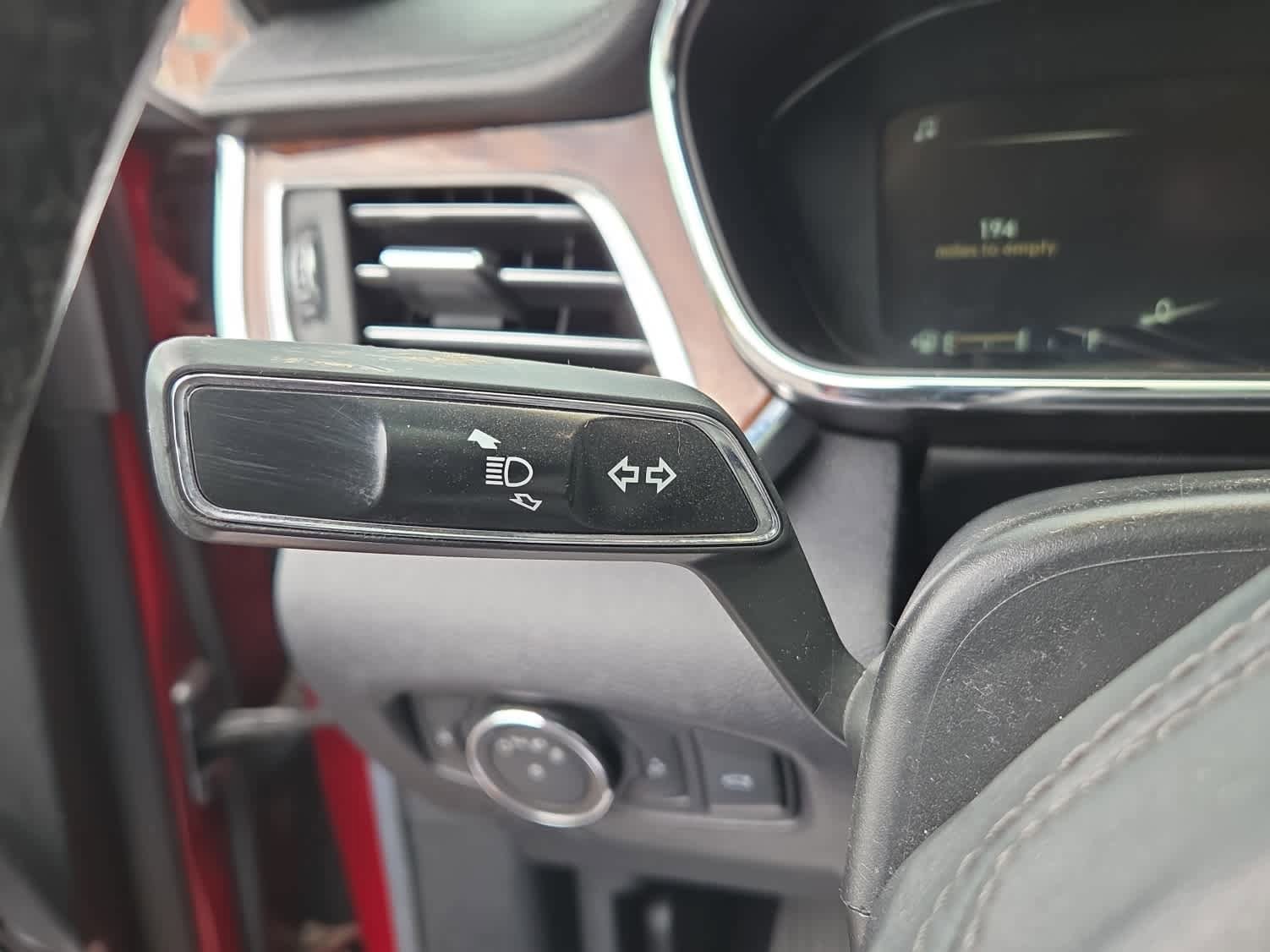 Used 2017 Lincoln Continental Select FWD image 25