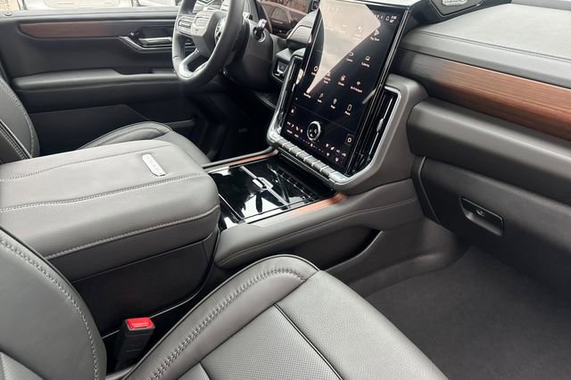 New 2026 GMC Yukon XL Denali image 16