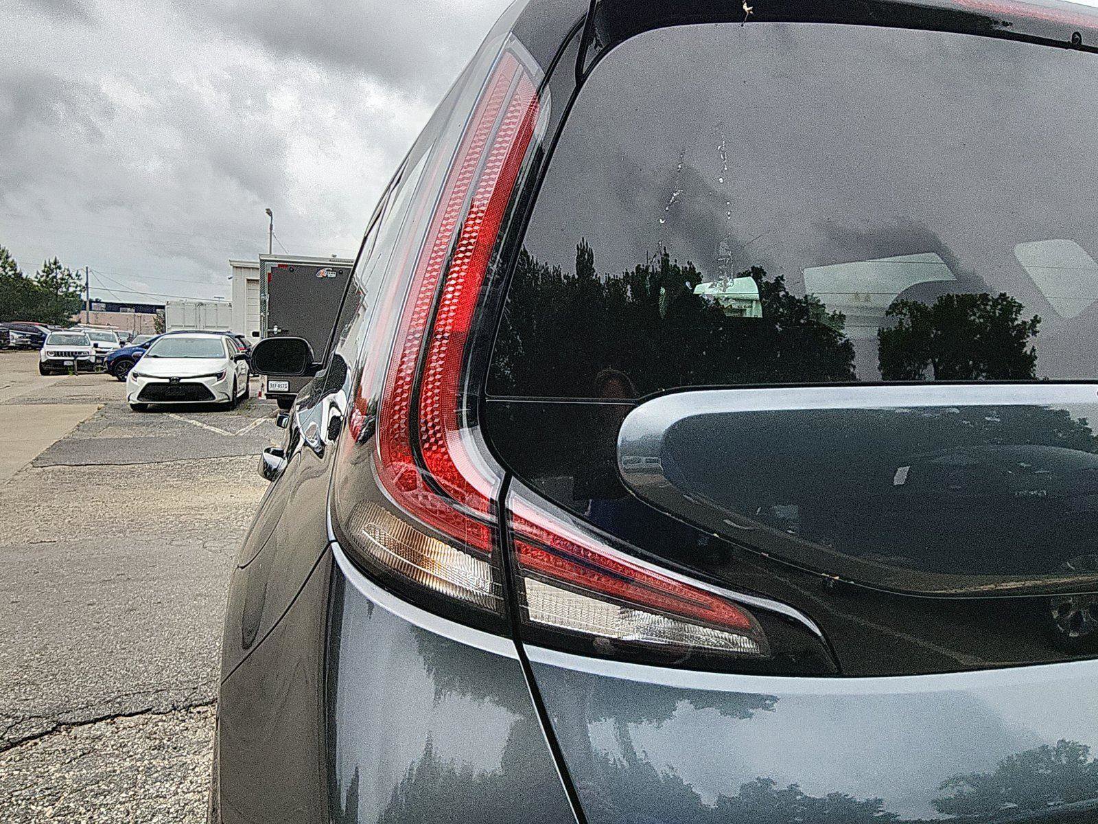 Used 2024 Kia Soul LX w/ Option Group 015 FWD image 10