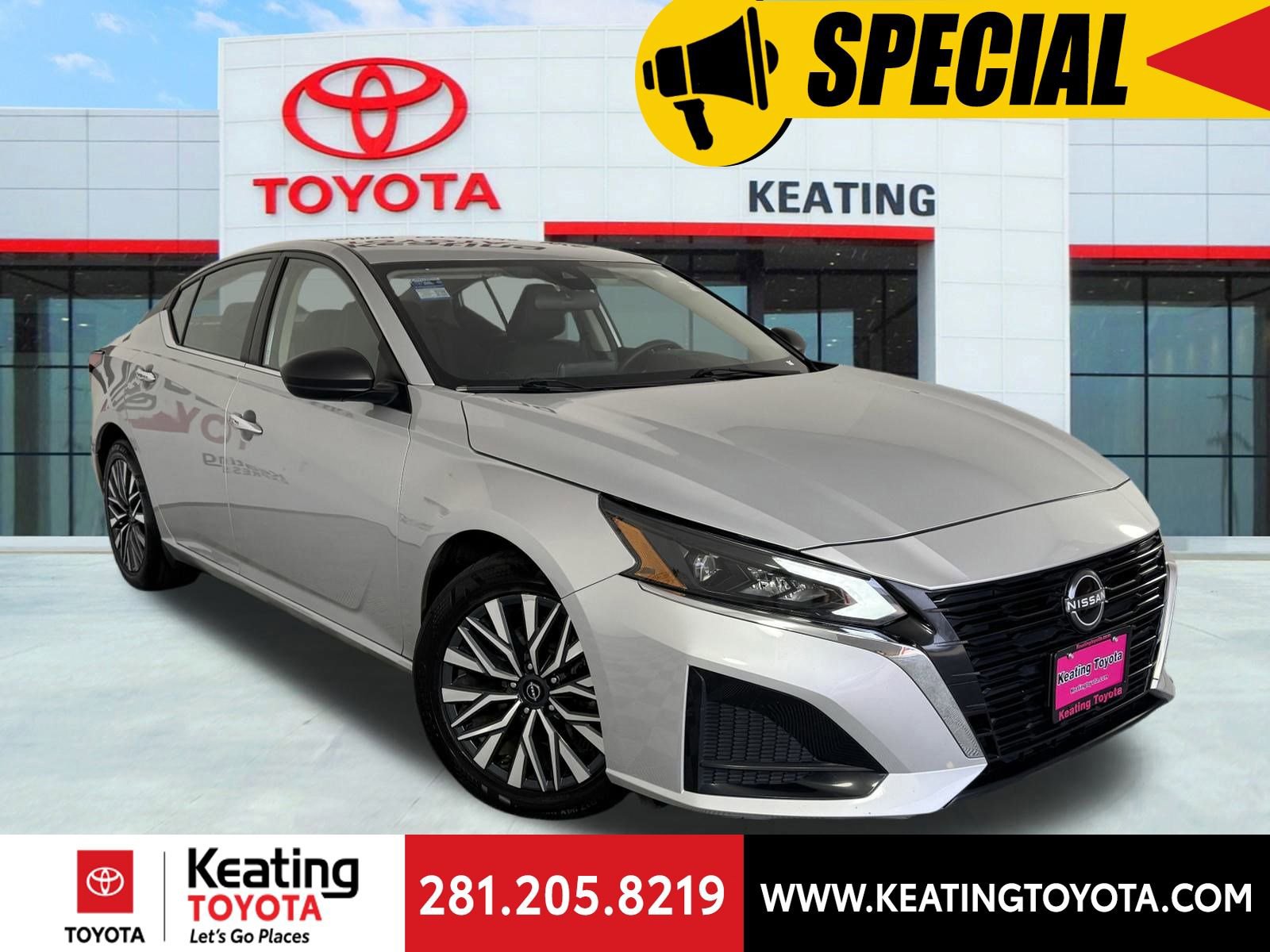 Used 2024 Nissan Altima 2.5 SV image 1
