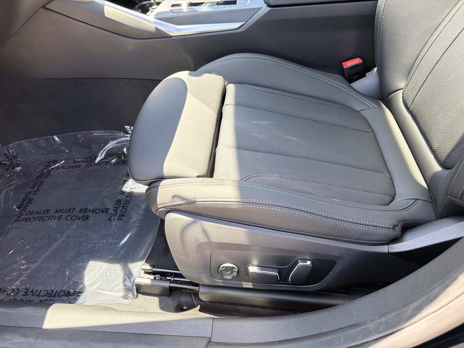 New 2026 BMW 330i Sedan w/ Convenience Package RWD image 15