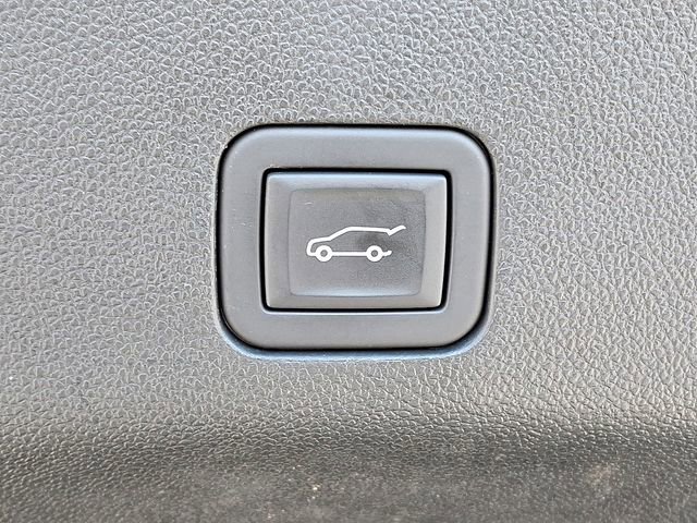 Certified 2024 Chevrolet Suburban Premier w/ Premium Package AWD/4WD image 31