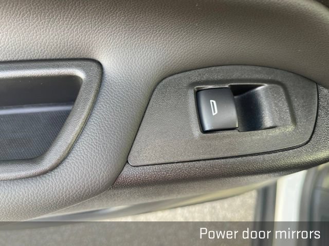 Used 2024 Chevrolet Equinox LT FWD image 35
