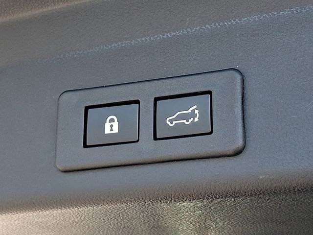 Certified 2025 Subaru Ascent Premium image 30